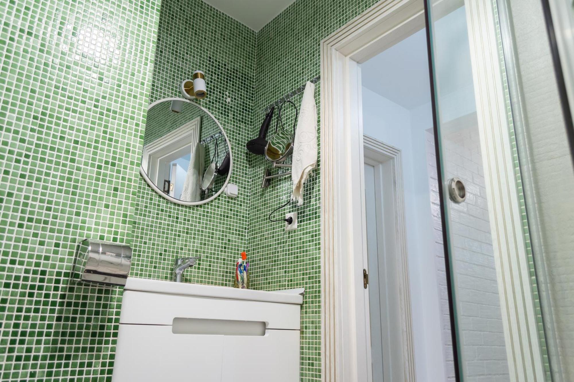 Комната С Двухместной Кроватью В Квартире С Общим Душем И Кухней, Double Room In A Guest Apartment, Camera La Cheie In Apartament Cu Dus Si Bucatarie Comuna Chisinau Luaran gambar